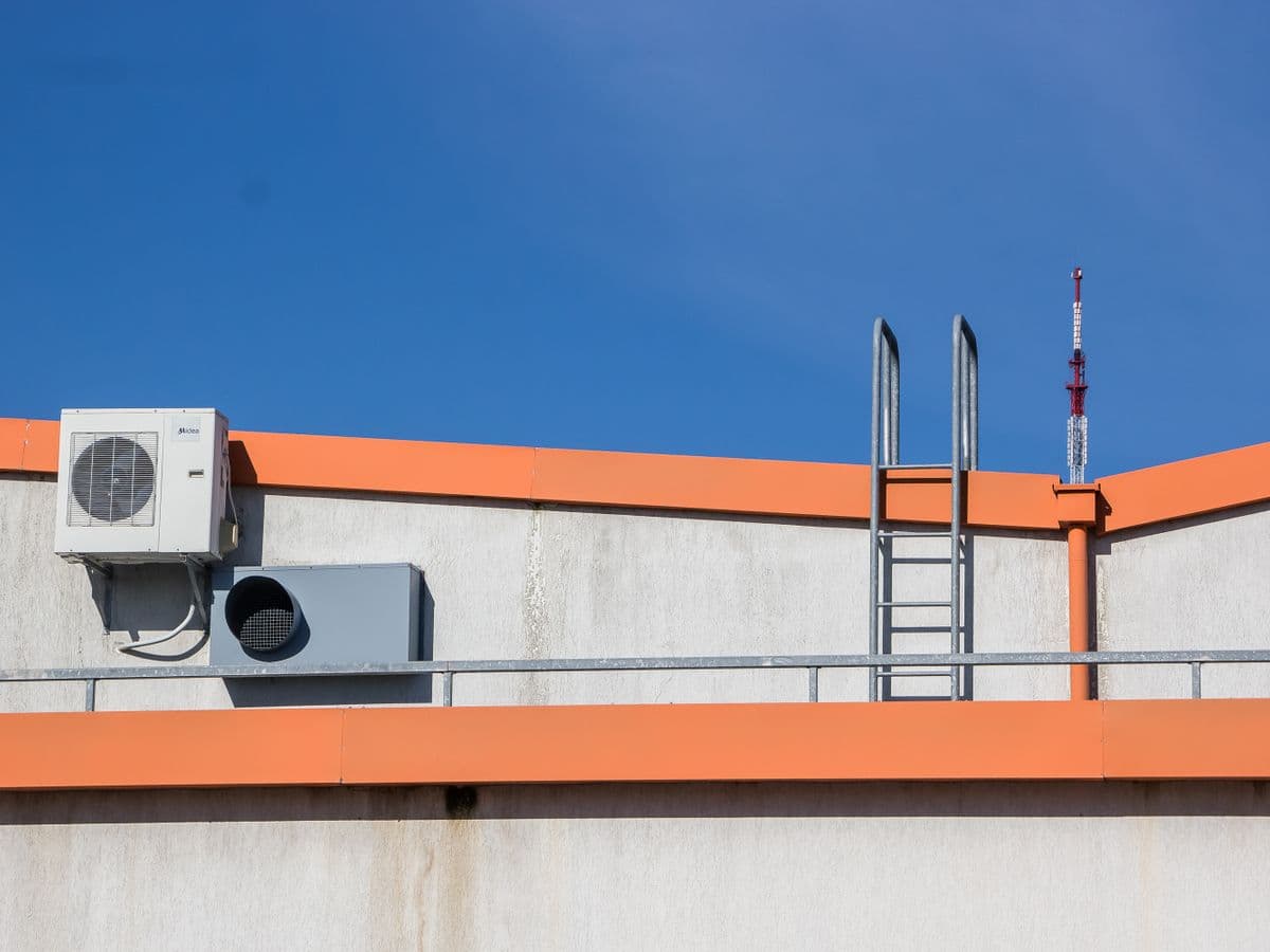 Illustrative photo of rooftop commercial HVAC equipment
